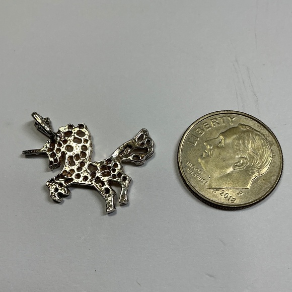 Sterling Silver Unicorn 🦄 Pendant. - Picture 5 of 7